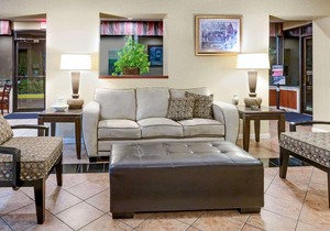 Days Inn by Wyndham Galleria-Birmingham