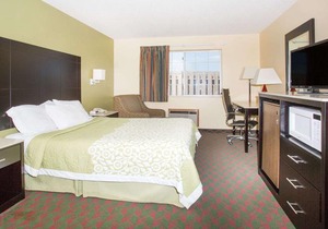 Days Inn by Wyndham Lexington NE