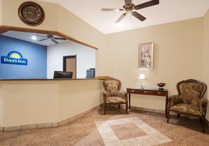 Days Inn by Wyndham Mankato
