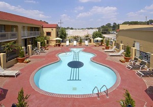 Days Inn by Wyndham Memphis at Graceland