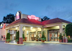 Days Inn by Wyndham Memphis at Graceland
