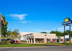 Days Inn by Wyndham Pierre