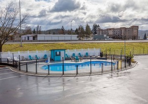 Days Inn by Wyndham Roseburg