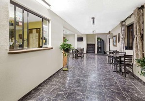 Days Inn by Wyndham Warrensburg