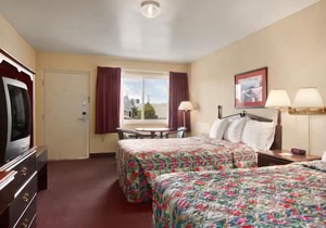 Days Inn by Wyndham Waynesboro