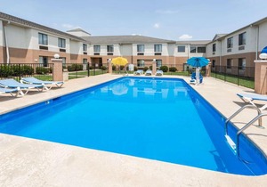 Days Inn by Wyndham Yadkinville