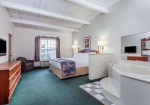 Days Inn & Suites by Wyndham Lexington