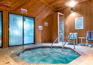 Days Inn by Wyndham Black River Falls - Access to ATV Trail