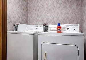 Days Inn by Wyndham Black River Falls - Access to ATV Trail