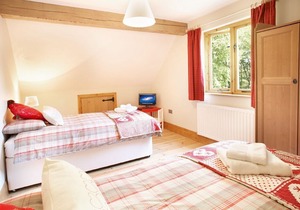 Deerpark Lodge sleeps six people and is perfect for a quiet getaway. Dog-friendly.