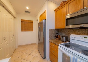 Del Mar 4G, 3Bdrs, 2Bath, 2nd Floor
