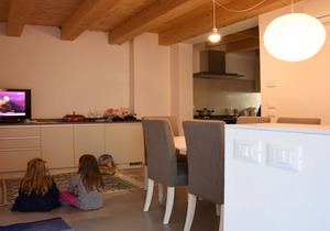delightful holiday home in the historic center a few meters from the sea