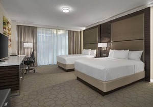 Delta Hotels by Marriott Edmonton Centre Suites