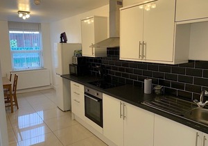 Deluxe Apartment Rusholme 2