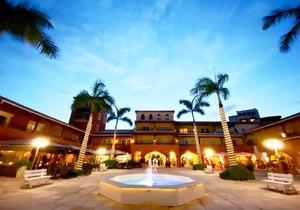 Deluxe Condo, 2 bedrooms, Marina View