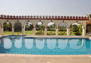 Deluxe Room @ Resorts in Pushkar Close to Lake and Market