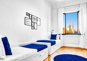 Design 2 bedrooms apartment near the city center