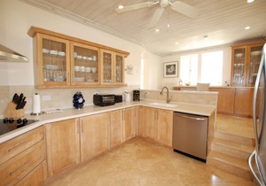 Detached luxury 3 bedroom villa on Royal Westmoreland. Availability in 2025/2026