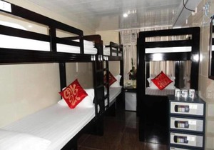 Dhillon Hostel - Reception 10th floor Block E CHUNGKING MANSION TSIM SHA TSUI KOWLOON