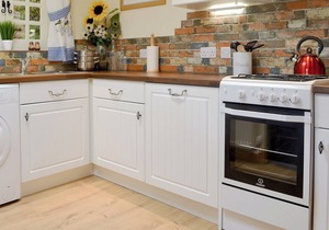 Discover Cambridgeshire from this superb holiday lodge.
