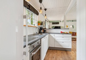 Discover this holiday home in a good location on Djursland for a relaxing holiday.