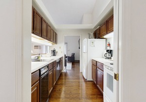 Dog-Friendly Townhouse w/Bay Views, Fast WiFi, and Partial A/C