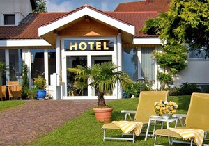 Doppelzimmer im Stamm- oder Haupthaus, teilweise mit Balkon