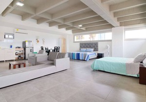 Double Bed Studio APT 2nd floor in Parque Poblado