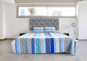 Double Bed Studio APT 2nd floor in Parque Poblado