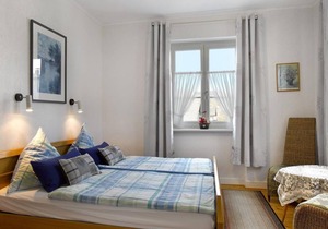 Double room, balcony, TV - Pension Haus am Walde