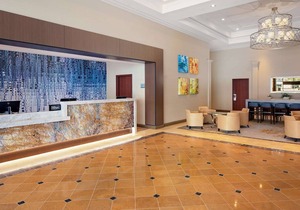 DoubleTree by Hilton Santa Ana - Orange County Airport