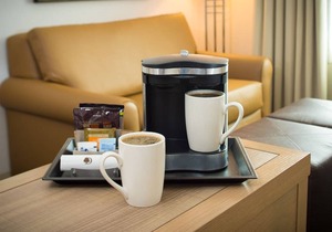 DoubleTree by Hilton Hotel Bend 1 King/2 Queen Beds Family Suite