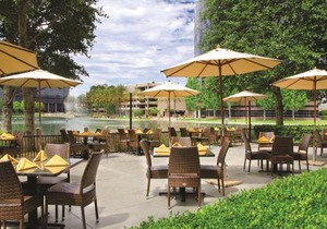 DoubleTree by Hilton Orange County Airport