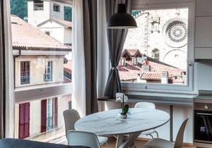 Downtown Como-Luxury Suites