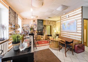 Downtown Forest Hostel & Camping