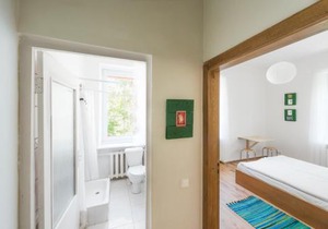Downtown Forest Hostel & Camping