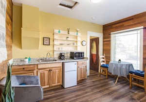 Downtown Friday Harbor! Adults Only (CCS# 3)