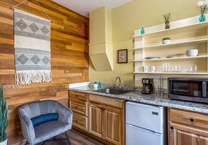 Downtown Friday Harbor! Adults Only (CCS# 3)