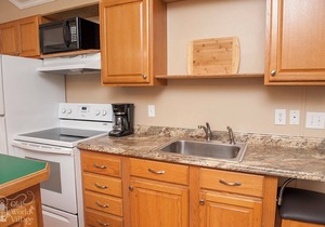 Dreams Park/All Star Getaway! Cottage #1- Old World Village