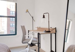 Dreamy Logan Circle 2BR w/Gym, W/D & Pool, walk to bars by Blueground