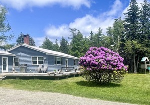 Driftwood Cottage: Bass Harbor, ME
