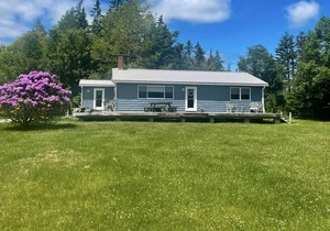 Driftwood Cottage: Bass Harbor, ME