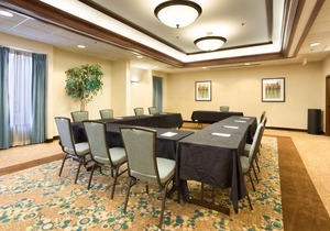 Drury Inn & Suites Birmingham Lakeshore Drive