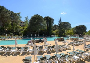 Duplex for 6 with Private Terrace in Grospierres