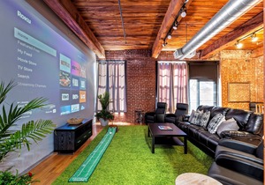 DWTN Loft✦160" Theater Screen✦Walk to Attractions✦Private Balcony