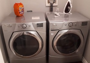 Eazi King BedroomSuite