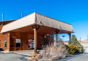 Econo Lodge Eagle Nest