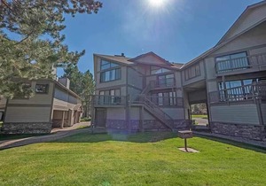 Economical Waterfront Condo for 6 with Great Views of the Marina - 86A~