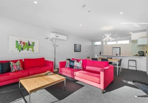 Edgar Rise, 500m from Queenstown CBD