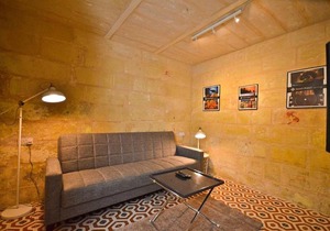 Eight Point Living 34B